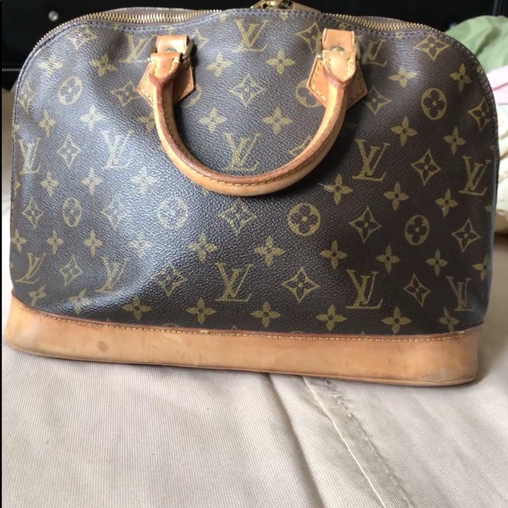 ⛔️SOLD 🚫SOLD🚫 Louis Vuitton Alma pm bag